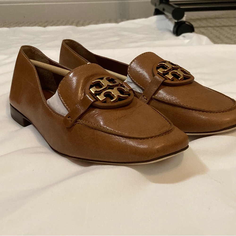 Tory Burch Tan Leather Loafers with Gold Emblem
